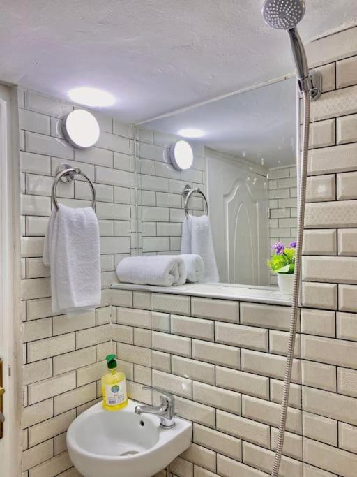 Dar Shmous -1- دار شموس Apartment Tanger Ngoại thất bức ảnh